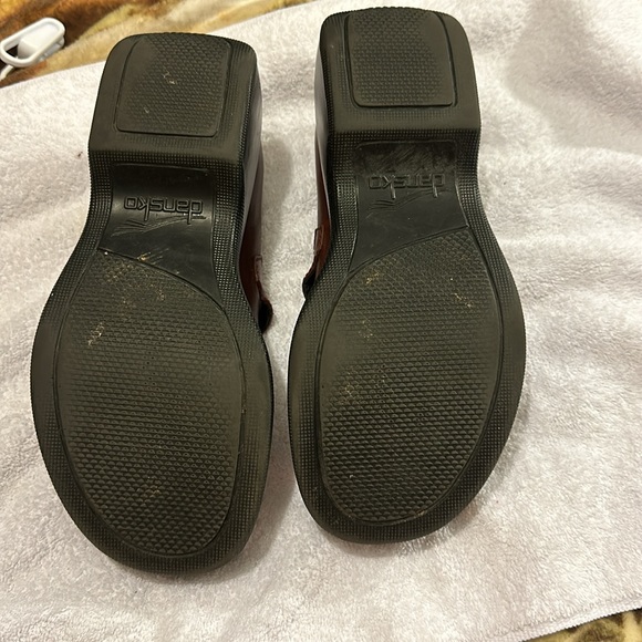 DANSKO MaryJane style shoes.  Burgundy. Sz EU 39/ US Approx Sz 9. - Picture 5 of 8